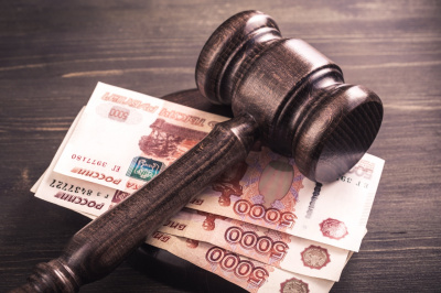 КС РФ: потребительский штраф взыскивается со страховщика с учетом возмещения, которое получил банк