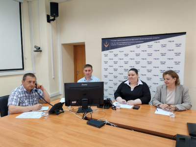 Центр правового консультирования совместно с государственно-правовым департаментом региона подвел итоги «Декады правовой помощи детям и их родителям»