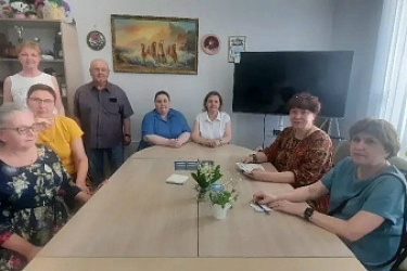 Лекция в соседском центре «вМесте» на тему: «Как и в какие органы направлять обращения и жалобы» и оказали бесплатные правовые консультации всем обратившимся