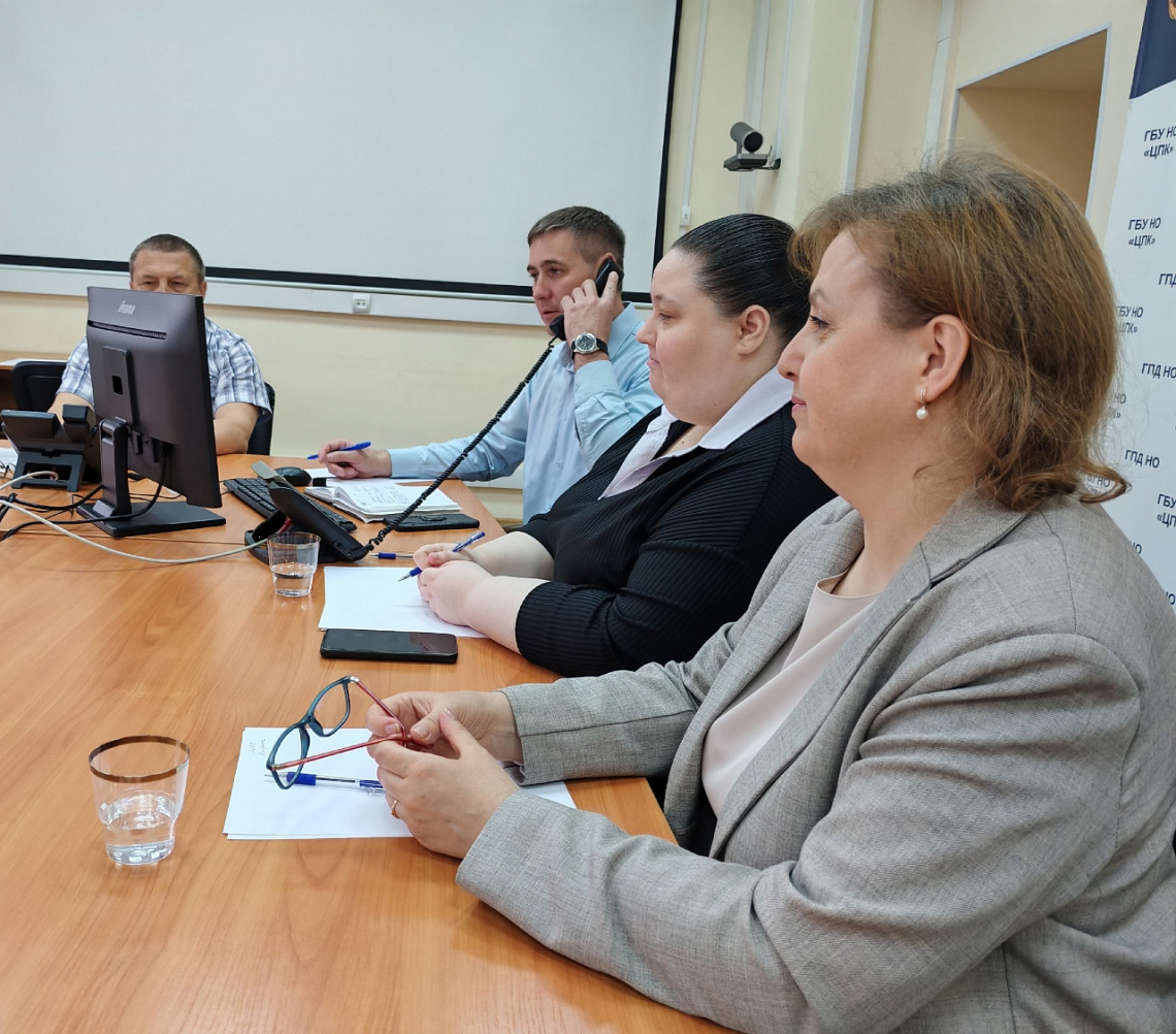 Центр правового консультирования совместно с государственно-правовым департаментом региона подвел итоги «Декады правовой помощи детям и их родителям»