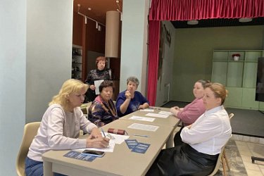 В Соседском центре «вМесте» юристы Центра правого консультирования провели  лекцию на тему: «Права пожилого человека»