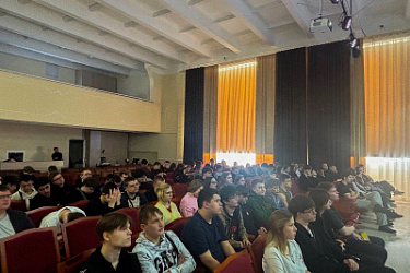 Юристы Центра правового консультирования провели просветительскую лекцию для учащихся ГАПОУ «Перевозский строительный колледж»  на тему: «Гражданская, дисциплинарная, уголовная и административная ответственность»