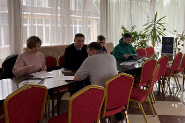 Оказание правовой помощи сотрудниками госучреждения ЦПК беженцам из союзных республик, размещенных на территории Сормовского района г. Нижнего Новгорода